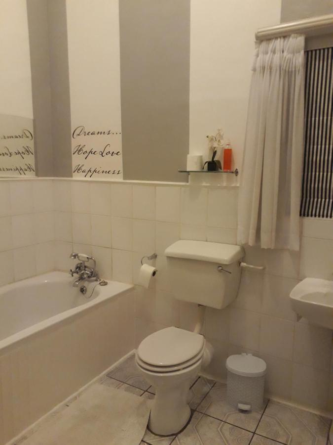 The Lighthouse Guesthouse Colesberg Exterior foto